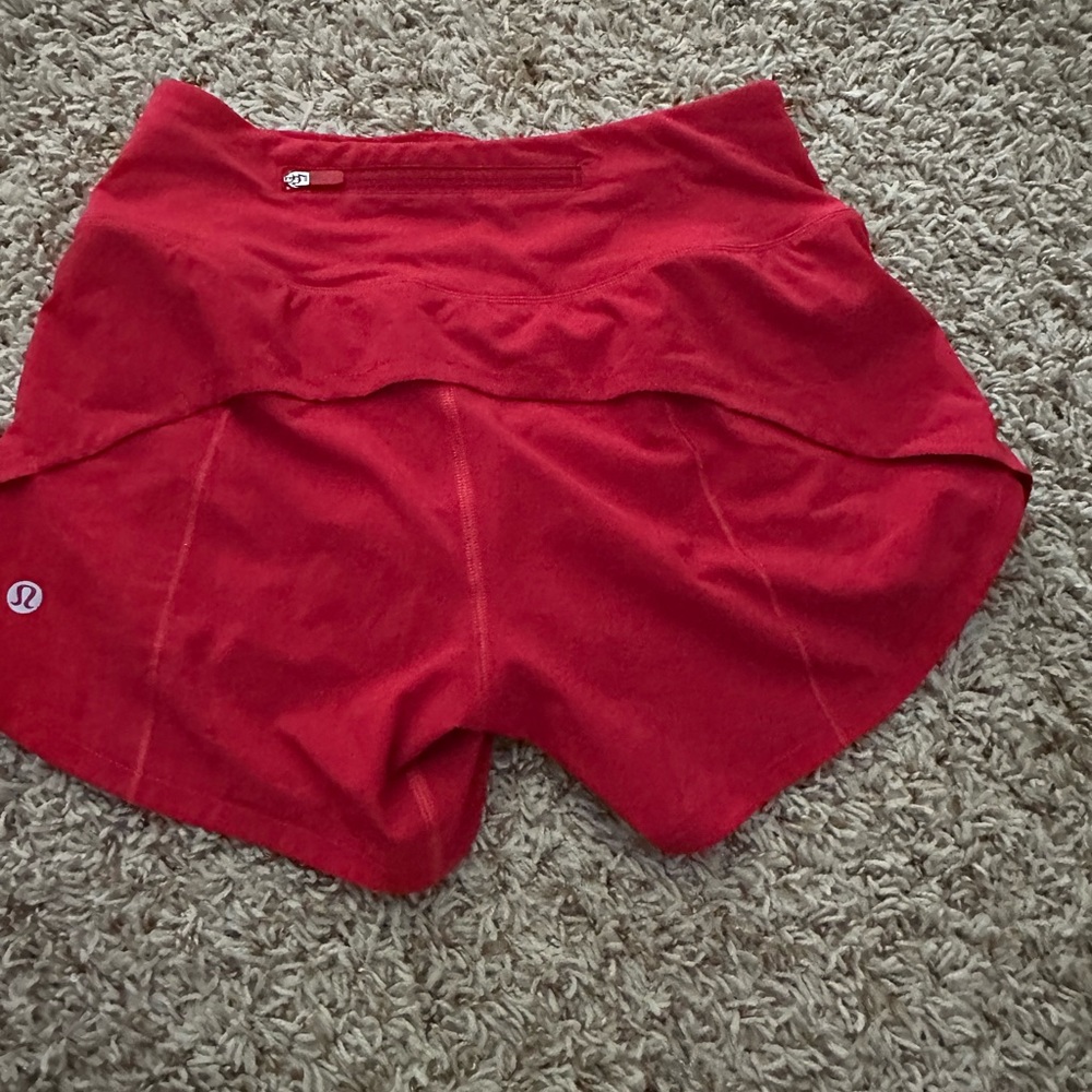 Like New LULU SPEED UP SHORTS 4inch!!!
